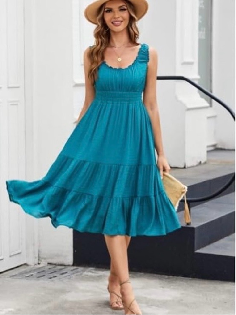 AlvaQ Sleeveless Teal Smocked Midi Dress